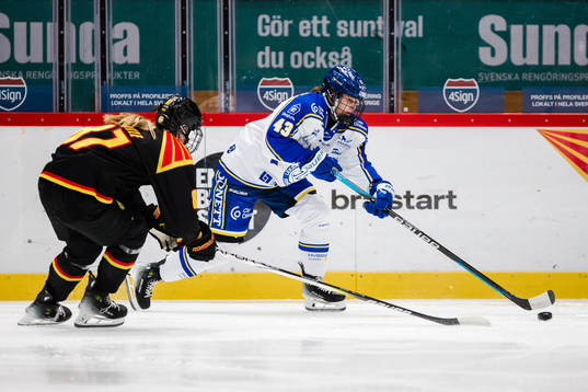 Brynäs Anna Brenkle och Leksands Aino Karppinen