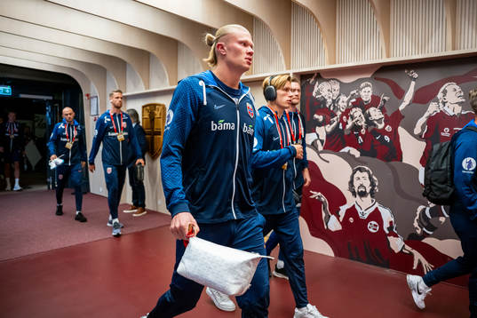 Erling Braut Haaland of Norway arrives