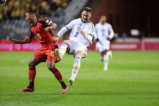 Youri Tielemans of Belgium battles for the ball with Linus
