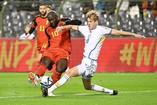 Romelu Lukaku of Belgium battles for the ball with Filip