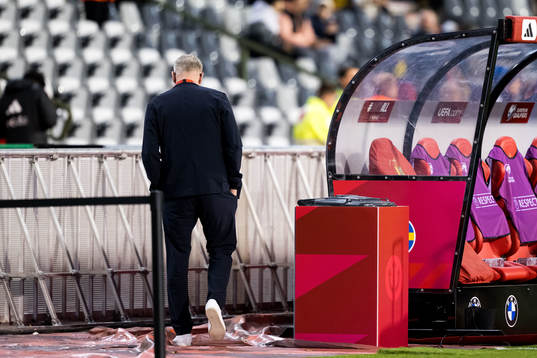 Head coach Janne Andersson of Sweden looks dejected