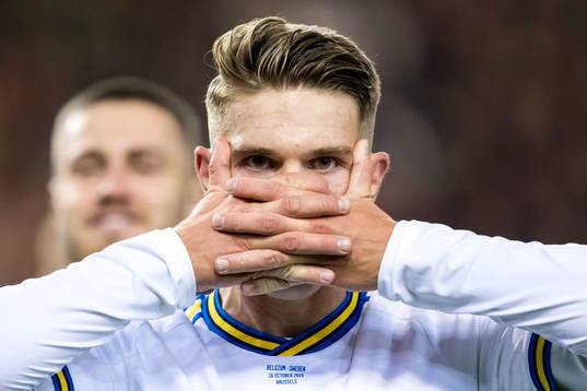 Viktor Gyökeres of Sweden celebrates scoring 0-1