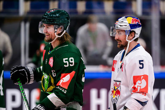 Linus Johansson of Färjestad and Adam Almquist of Munich