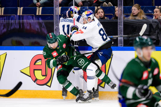 Marcus Westfält of Färjestad against Trevor Parkes and
