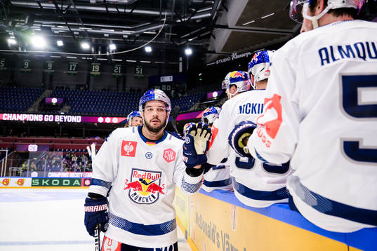 Chris Desousa of Munich celebrates