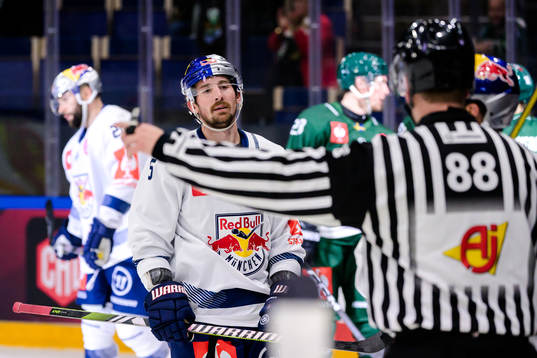 Adam Almquist of Munich looks dejected