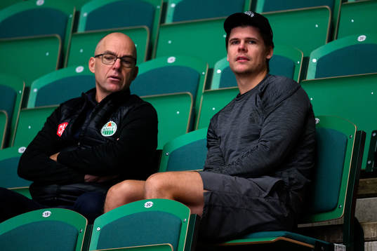 Rögles klubbdirektör Daniel Koch och Erlend Lesund på