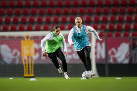 Rusul Rosa Kafaji and Josefine Rybrink