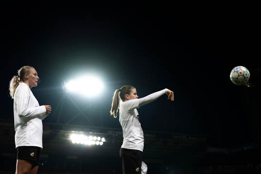 Elma Junttila Nelhage and Hanna Wijk