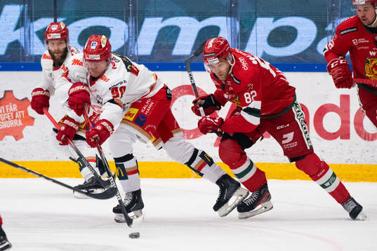 Kalmars Teemu Olavi Lepaus och Moras Roope Laavainen