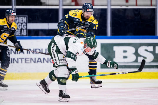 Tingsryds Jacob Lundegård och Södertäljes Linus Videll
