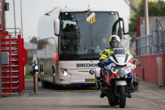 Police escort the team bus of Häcken