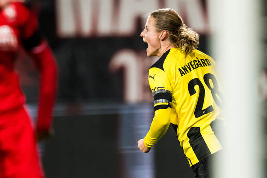 Anna Anvegård of Häcken celebrates