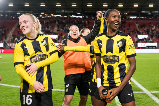 Anna Sandberg, Ruby Grant and Monica Jusu Bah of Häcken