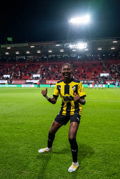 Aisha Masaka of Häcken celebrates