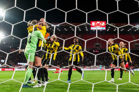 Players of Häcken celebrate
