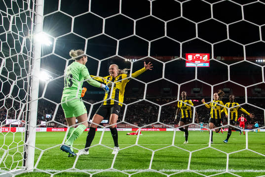 Goalkeeper Jennifer Falk and Elma Junttila Nelhage of