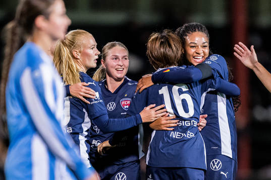 Isabella Bryld Obaze and Mai Kadowaki of Rosengård