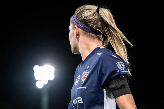 Olivia Schough of Rosengård with a black armband