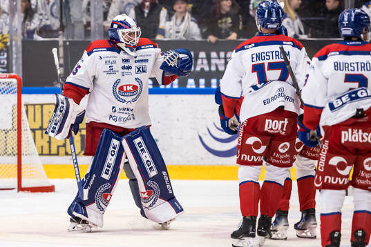 Oskarshamns målvakt Emil Kruse jubel