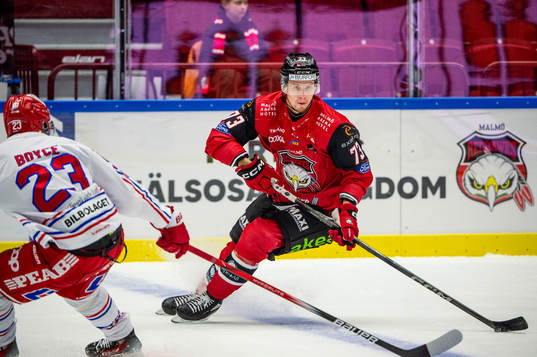 Malmö Redhawks Adam Ollas Mattsson mot Timrås Jeremy