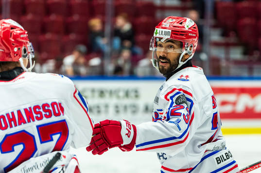 Timrås Jeremy Boyce-Rotevall jublar