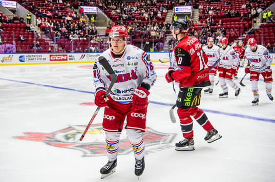 Timrås Axel Rindell jublar