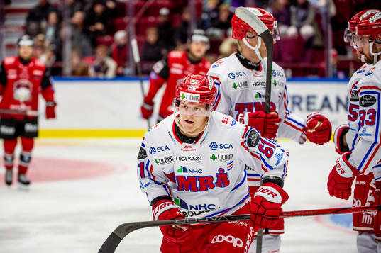 Timrås Axel Rindell jublar