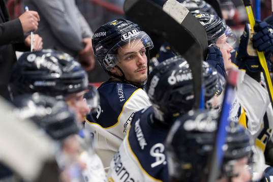HV71s Isac Brännström deppar
