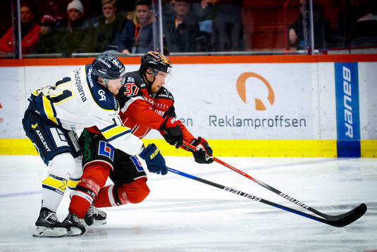 HV71s Simon Önerud och Örebros Glenn Gustafsson