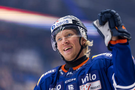 Växjös Marcus Sylvegård jublar