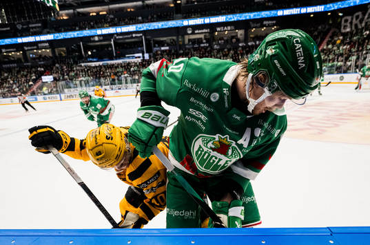Skellefteås Anton Heikkinen och Rögles Rodrigo Abols