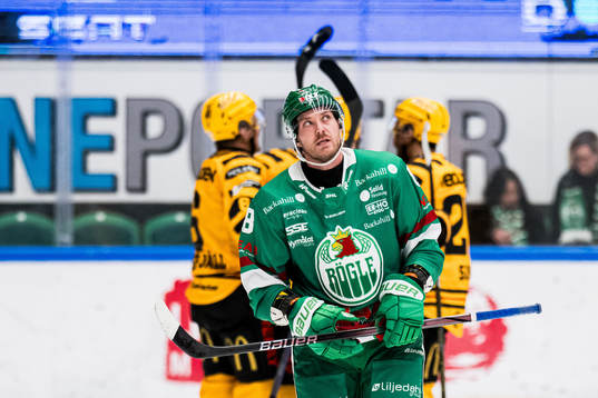 Rögles Linus Sandin deppar