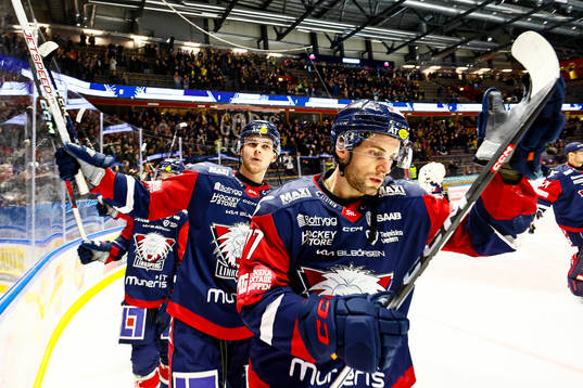 Linköpings Taylor Leier jublar