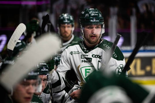 Färjestads Linus Johansson deppar