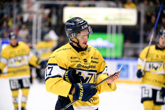 HV71s Isac Brännström deppar