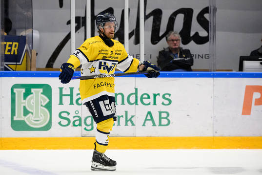 HV71s Mattias Tedenby deppar