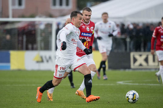Kalmars Simon Skrabb och Degerfors Christos Gravius