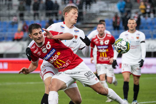 Degerfors Seid Korac och Kalmars Lars Saetra