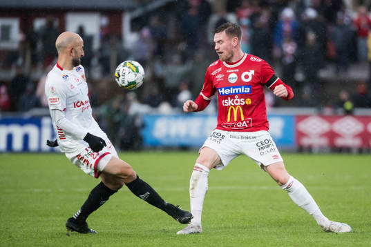 Kalmars Robert Gojani och Degerfors Rasmus Örqvist