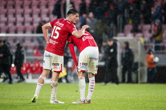 Degerfors Seid Korac och Gustav Granath deppar