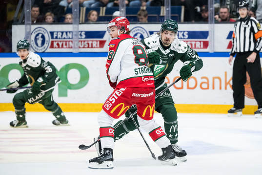 Frölundas Malte Strömwall och Färjestads David Tomasek