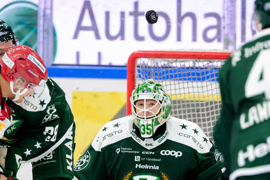 Färjestads målvakt Carl Lindbom