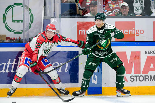 Frölundas Noah Hasa och Färjestads Michael Lindqvist
