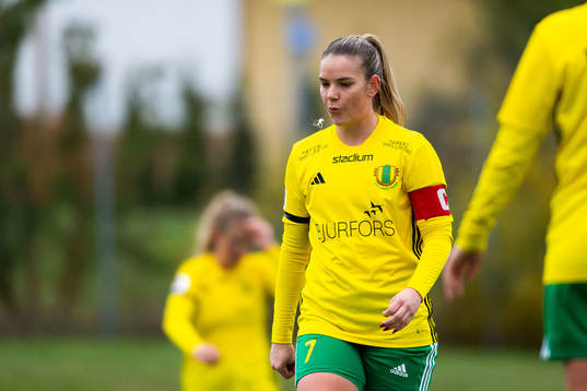 Bollstanäs Sabina Lundström deppar