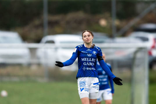 Trelleborgs Alice Egnér reagerar