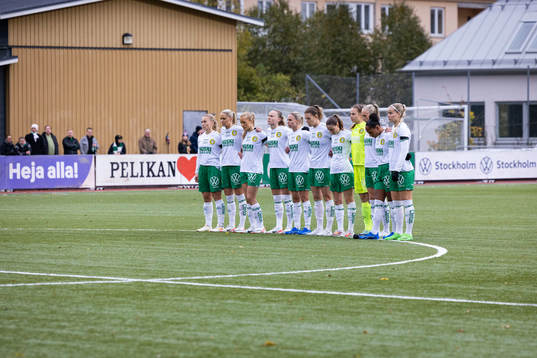 Hammarbys spelarna observera en tyst minut