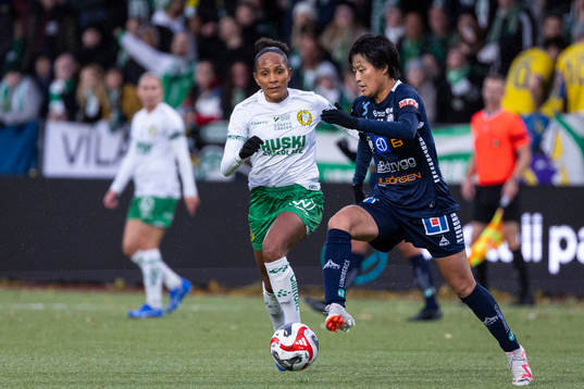 Hammarbys Madelen Janogy och Linköpings Saori Takarada