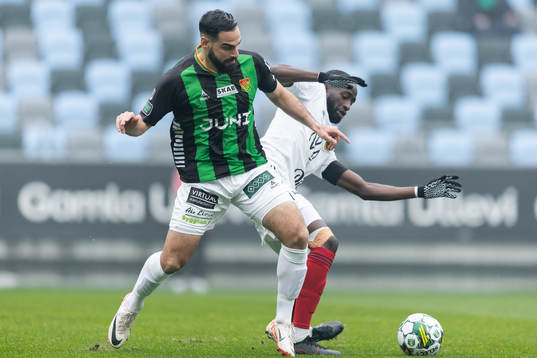 GAIS Mervan Celik och Östersunds Mansour Sinyan
