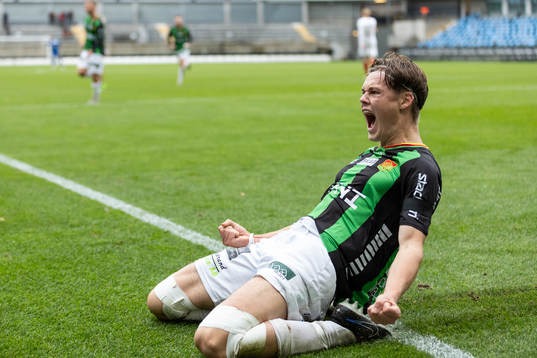 GAIS Axel Henriksson jublar